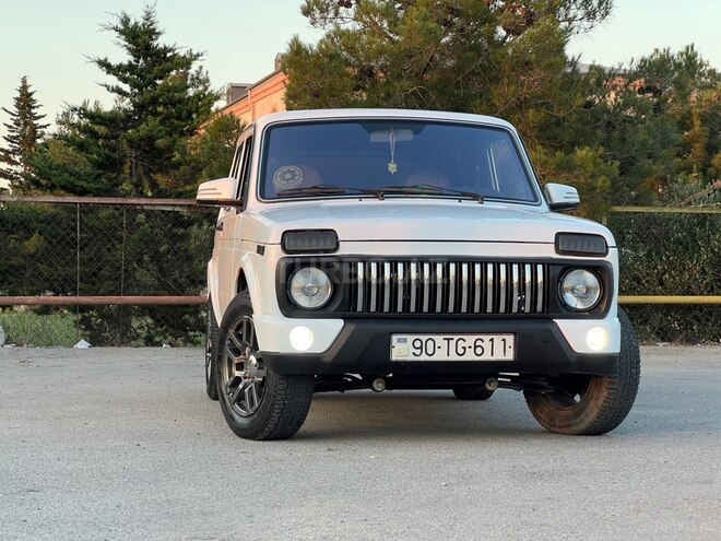 LADA (VAZ) Niva-2
