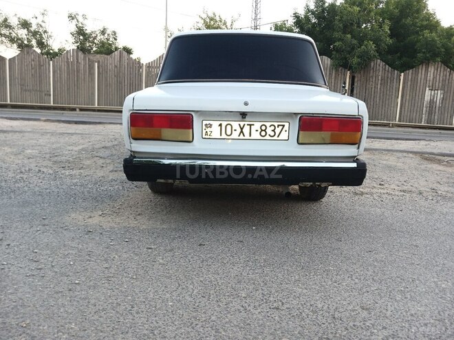 LADA (VAZ) 2107-5