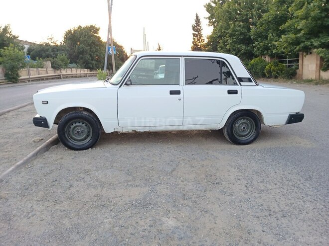 LADA (VAZ) 2107-8