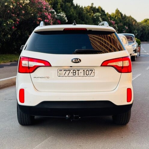 Kia Sorento-3
