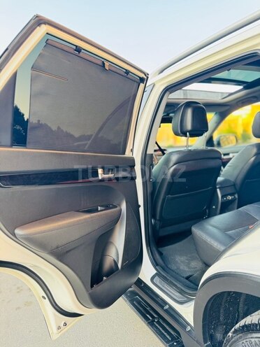 Kia Sorento-11