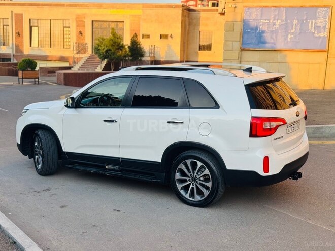 Kia Sorento-8