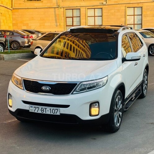 Kia Sorento-13