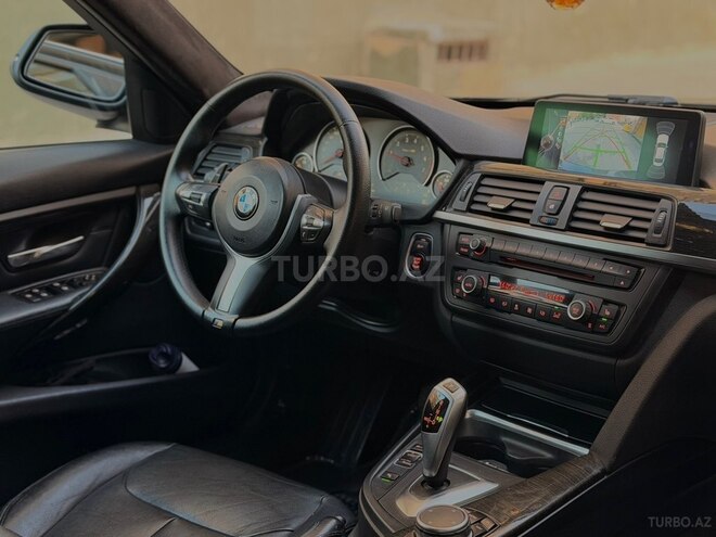 BMW 330-21