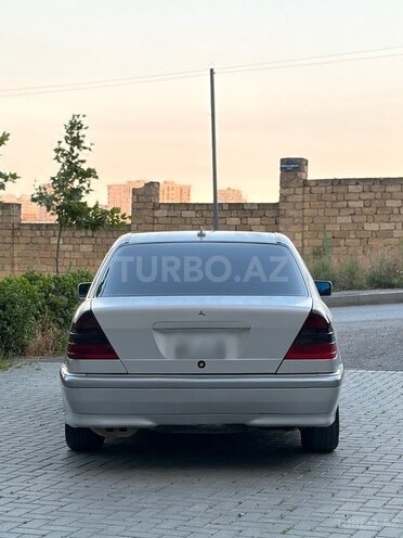 Mercedes C 230-5