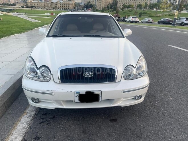 Hyundai Sonata-8