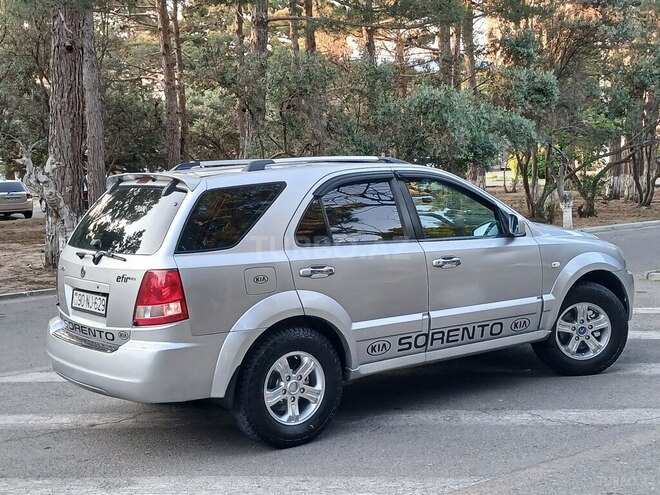 Kia Sorento-12