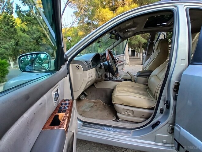 Kia Sorento-17