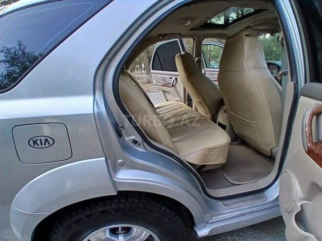 Kia Sorento-18