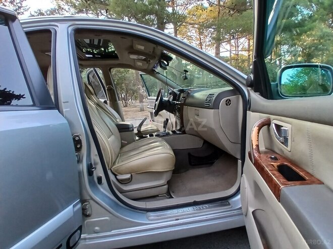 Kia Sorento-20