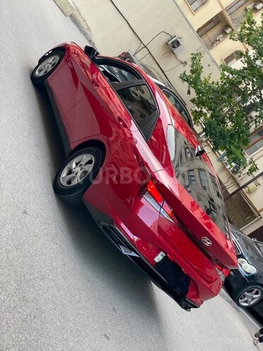 Hyundai Elantra-3