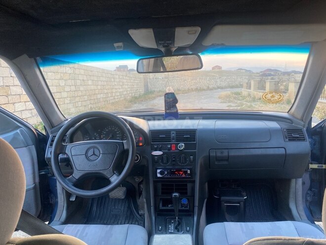Mercedes C 220-2