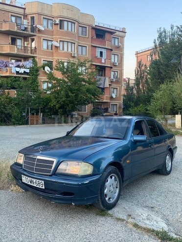 Mercedes C 220-10