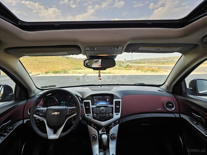 Chevrolet Cruze-10