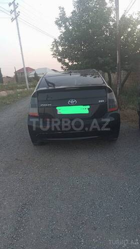 Toyota Prius-10