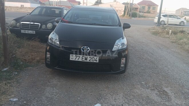 Toyota Prius-8