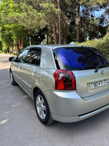 Toyota Corolla-10