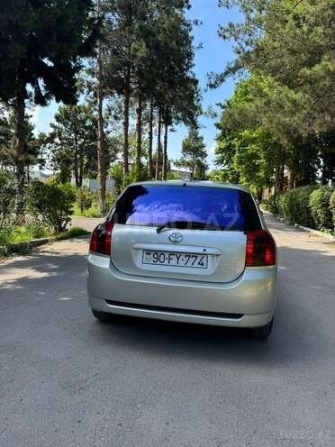 Toyota Corolla-13