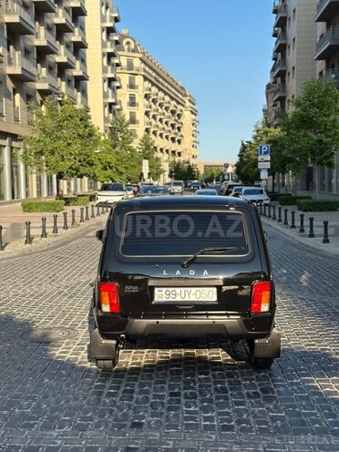 LADA (VAZ) Niva-6