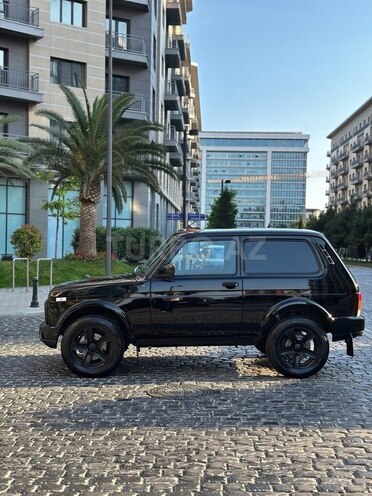 LADA (VAZ) Niva-8