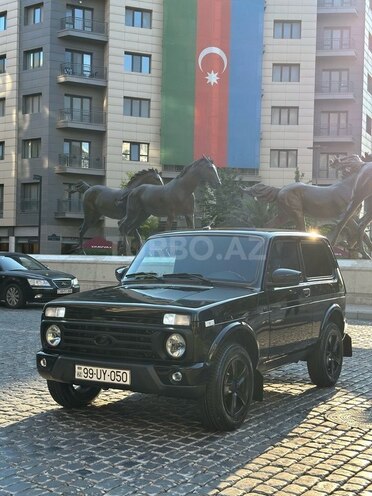 LADA (VAZ) Niva-9