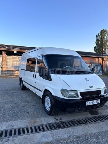 Ford Transit-1