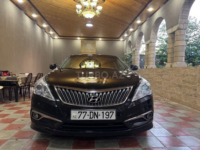Hyundai Grandeur-1