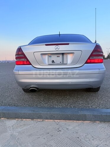 Mercedes C 230-2