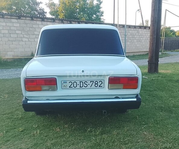 LADA (VAZ) 2107-5