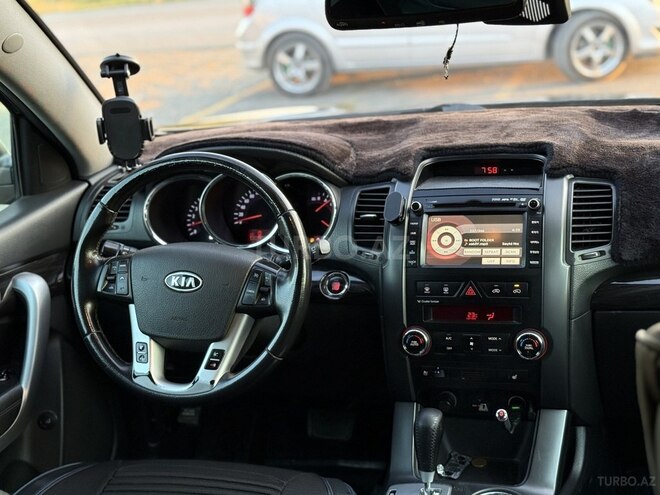 Kia Sorento-4
