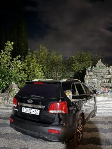 Kia Sorento-9