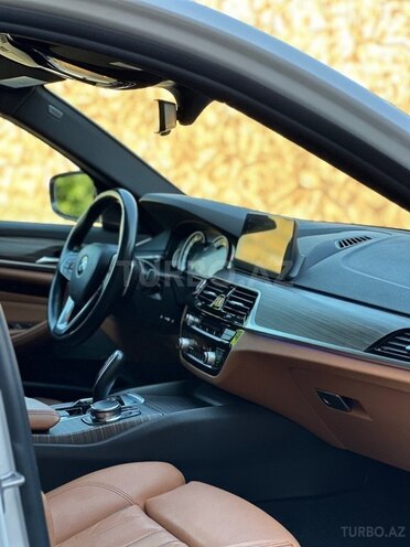 BMW 530-14