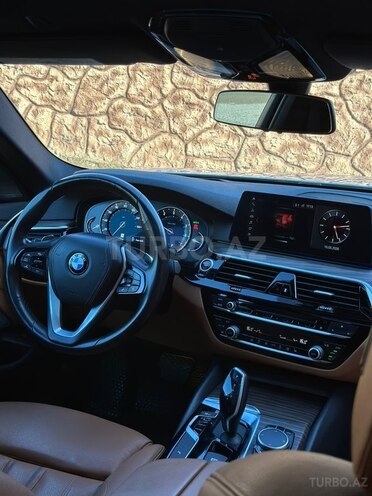 BMW 530-16