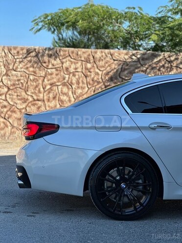 BMW 530-10