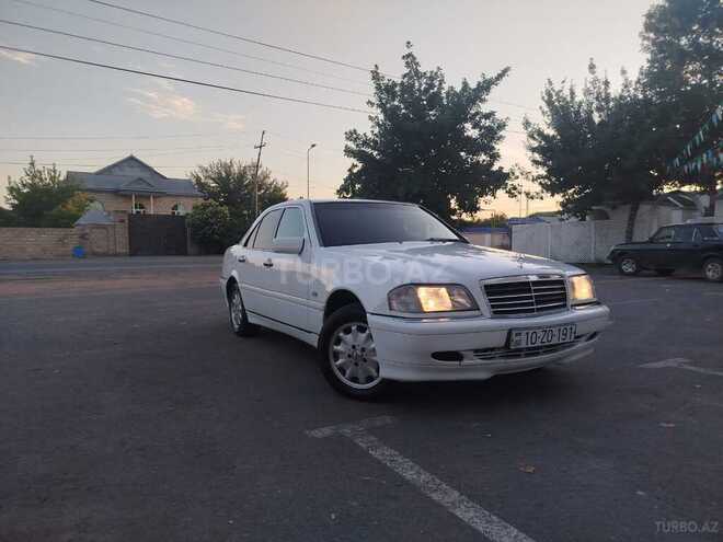 Mercedes C 200-4