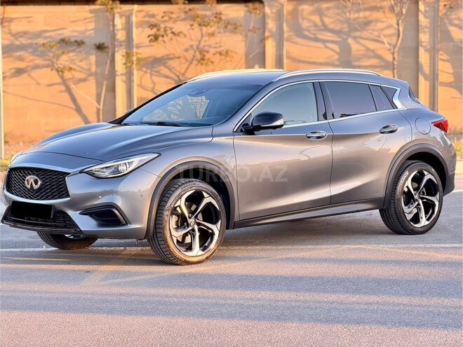 Infiniti QX30-10