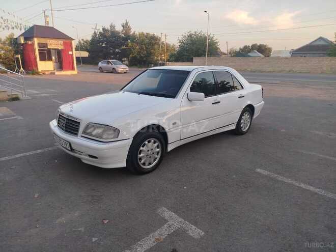 Mercedes C 200-8