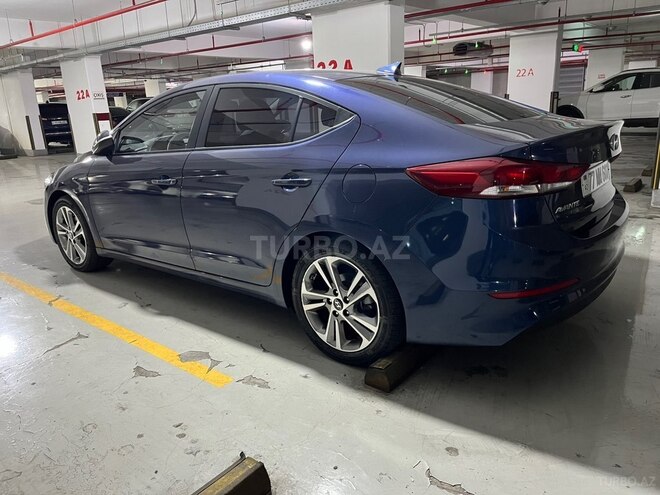 Hyundai Avante-8