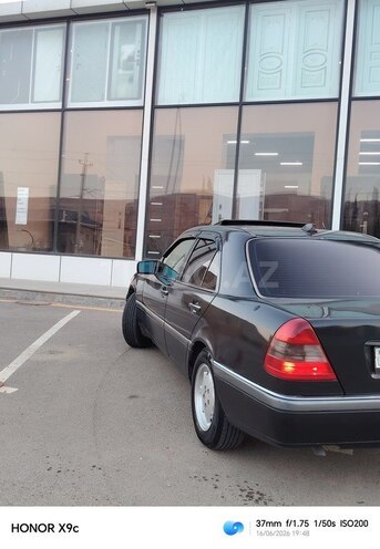 Mercedes C 180-8