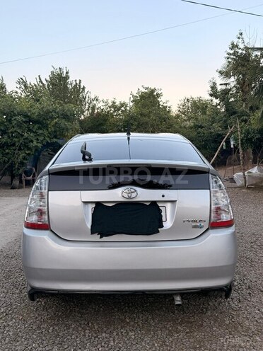 Toyota Prius-16