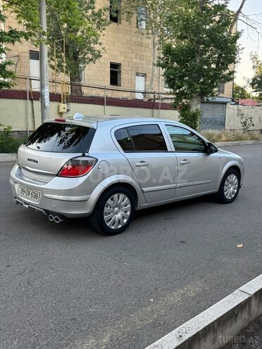 Opel Astra-8