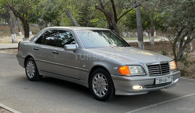 Mercedes C 240-5