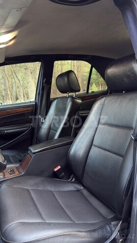 Mercedes C 240-11
