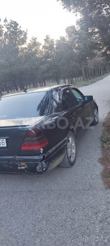 Mercedes C 200-4