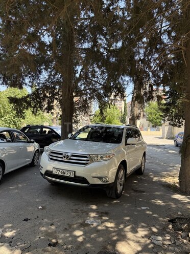 Toyota Highlander-8