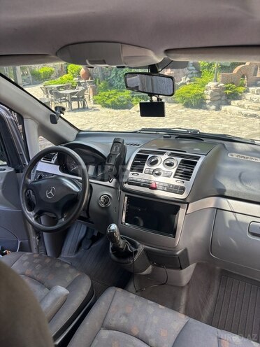 Mercedes Vito 115 CDI-11