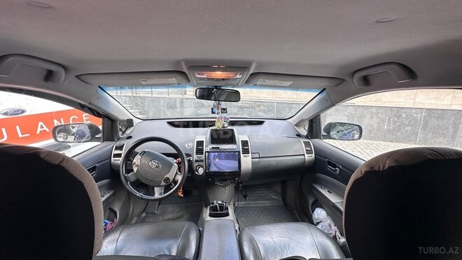 Toyota Prius-6
