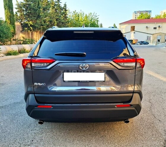 Toyota RAV4-2