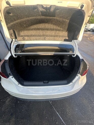 Honda Insight-4