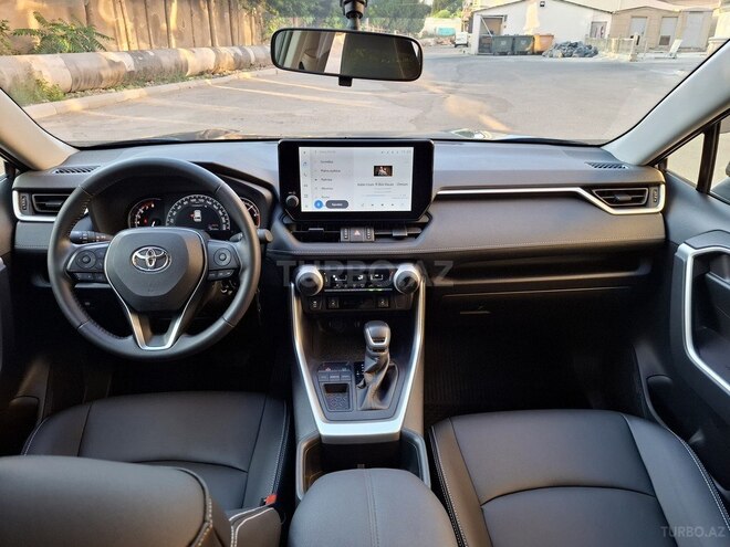 Toyota RAV4-10